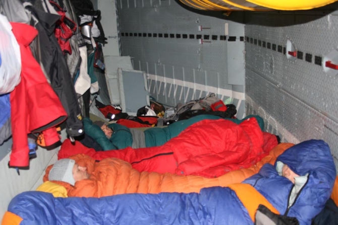 Вертолет на Эльбрусе с Севера (Альпинизм)