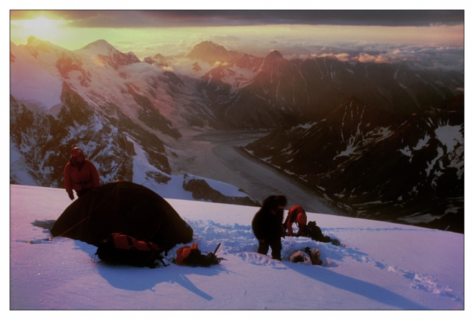 Заснеженная Шхара 2010-го или как я провел этим летом (Альпинизм, альпинизм, 5б, томашек)