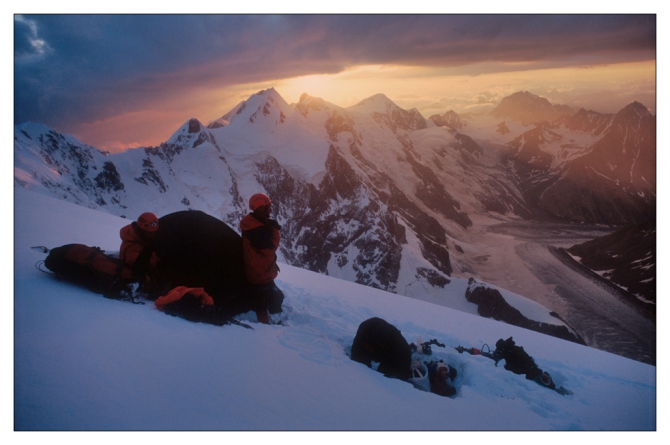 Заснеженная Шхара 2010-го или как я провел этим летом (Альпинизм, альпинизм, 5б, томашек)