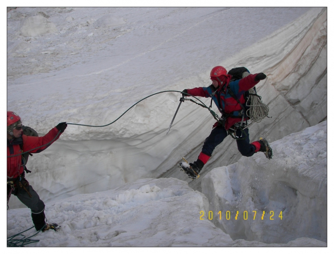 Заснеженная Шхара 2010-го или как я провел этим летом (Альпинизм, альпинизм, 5б, томашек)