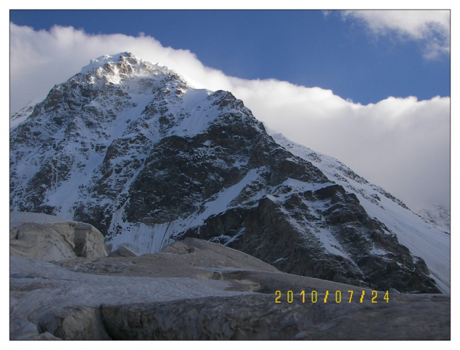 Заснеженная Шхара 2010-го или как я провел этим летом (Альпинизм, альпинизм, 5б, томашек)