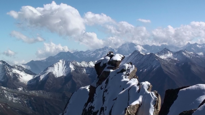 Номинанты Хрустального пика-2010: Селестал по левому ребру Восточной стены (Альпинизм, outdoor-проекты, хрустальный пик, восхождения, события, risk.ru)