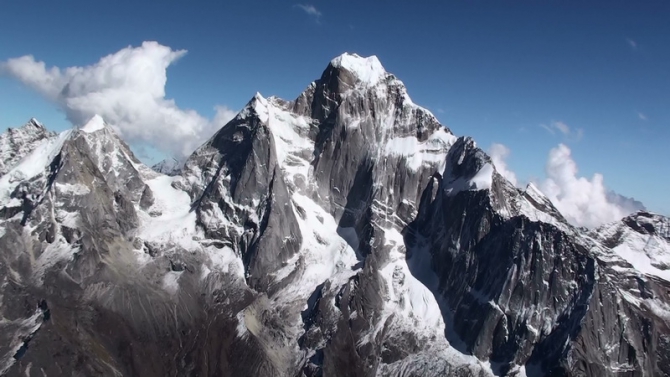 Номинанты Хрустального пика-2010: Селестал по левому ребру Восточной стены (Альпинизм, outdoor-проекты, хрустальный пик, восхождения, события, risk.ru)