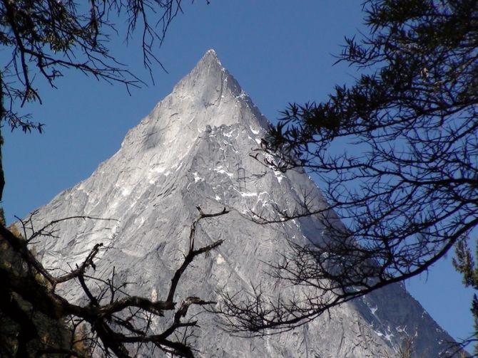 Номинанты Хрустального пика-2010: Селестал по левому ребру Восточной стены (Альпинизм, outdoor-проекты, хрустальный пик, восхождения, события, risk.ru)