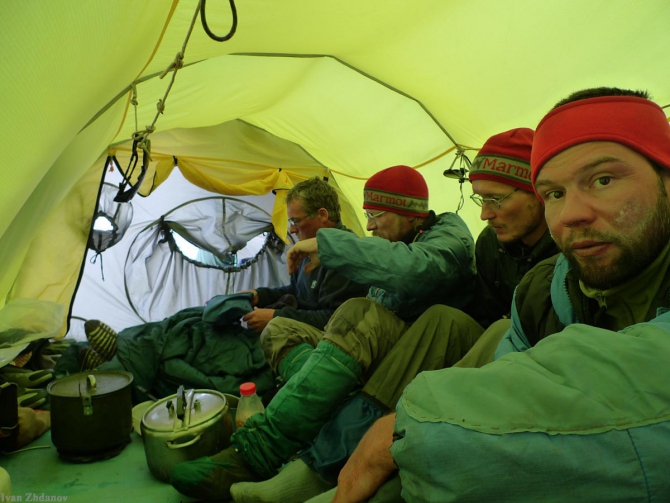 Номинанты премии Risk.ru-2010: Экспедиция МАИ в Китайский Каракорум! (Горный туризм, путешествия, восхождения, outdoor-проекты, горы, хрустальный пик)