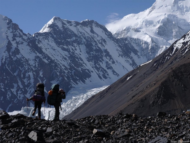 Номинанты премии Risk.ru-2010: Экспедиция МАИ в Китайский Каракорум! (Горный туризм, путешествия, восхождения, outdoor-проекты, горы, хрустальный пик)