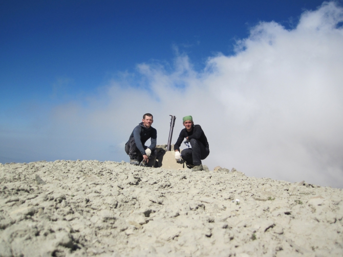 Номинанты Хрустального пика-2010: Ерыдаг по маршруту Воронина свободным лазаньем (Альпинизм, outdoor-проекты, хрустальный пик, восхождения, события, risk.ru)