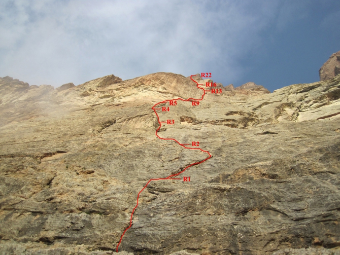 Номинанты Хрустального пика-2010: Ерыдаг по маршруту Воронина свободным лазаньем (Альпинизм, outdoor-проекты, хрустальный пик, восхождения, события, risk.ru)