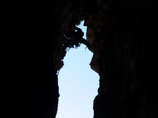 Номинанты Хрустального пика-2010: Ерыдаг по маршруту Воронина свободным лазаньем (Альпинизм, outdoor-проекты, хрустальный пик, восхождения, события, risk.ru)