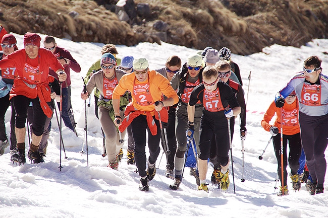 Прием заявок на ежегодный международный Фестиваль Red Fox Elbrus Race 2011 открыт! (Скайраннинг, vertical skymarathon®, tsl chalenge, 2011 skyrunner® world series, вертикальный км, vertical skyrace®, забег на эльбрус, isf, снегоступинг, ски-альпинизм)