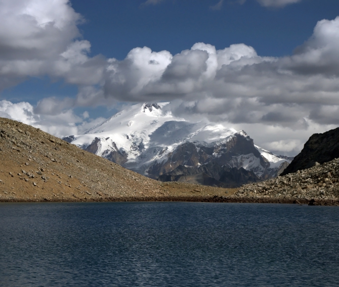 Кавказ осенний. Фотоальбом (Горный туризм, чунгурджар, учкуланичи, терксол, тырмен, узункол, гвандра, мырды, осень, шхельда, приэльбрусье, горы, джалпаккол)