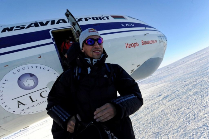 Валерий Розов прыгнул с Ульветанны! (Альпинизм, ульветанна, земля королевы мод, ulvetanna, антарктида, base)