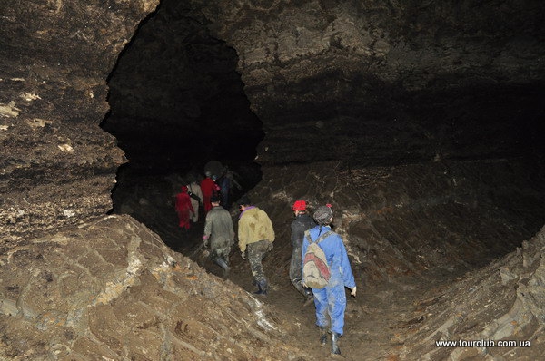 Экскурсия в пещеру Золушка (Спелеология, пещера, молдова)