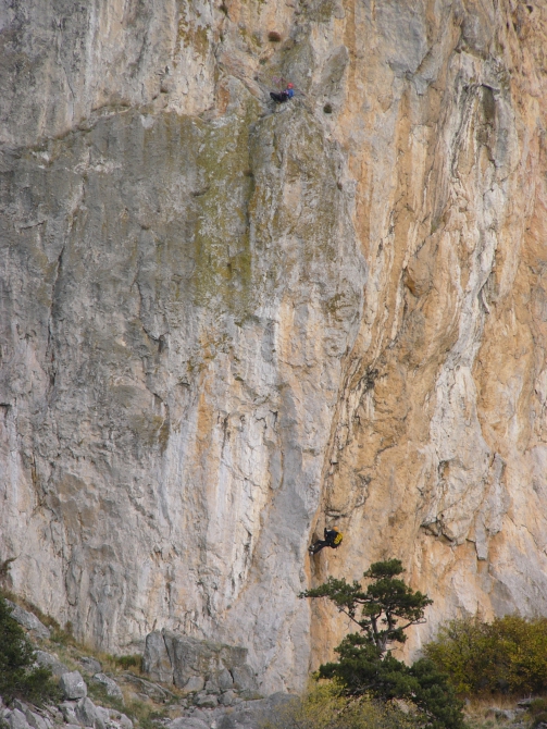 Осенний урожай крымского Фриклайма (Альпинизм, рапт, grivel, шаан кая, свободное лазание, форос, правый грищенко, freeclimbing, днепропетровский, дупа зализова, челеби, центр, rapt, свобода, scarpa, sivera)