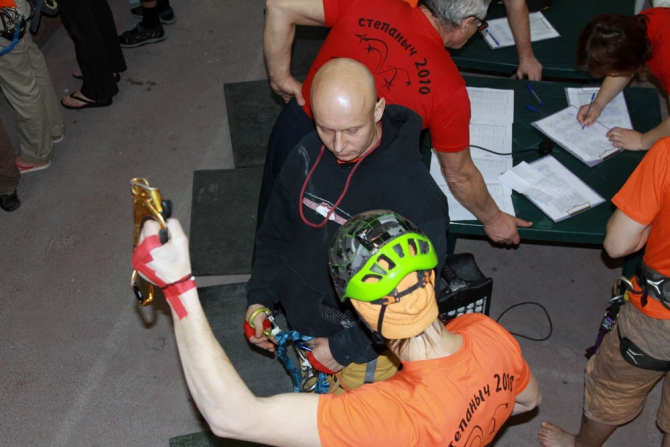 Закулисье "Степаныча-2010" (Альпинизм, демченко, ддс, соревнования, связки)