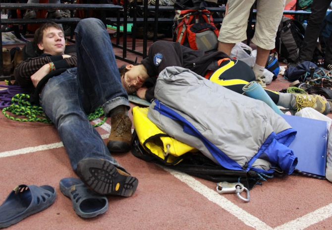 Закулисье "Степаныча-2010" (Альпинизм, демченко, ддс, соревнования, связки)