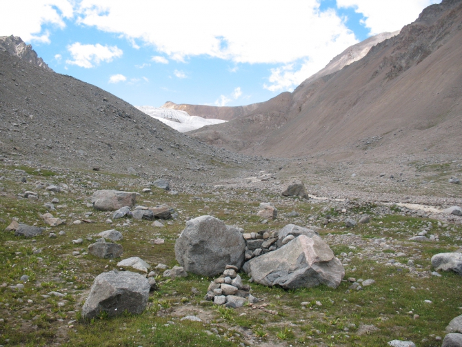 Помогите опознать человека (погибший альпинист)