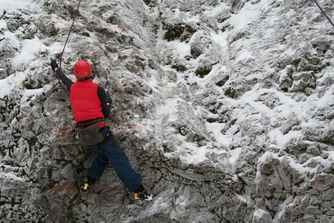 Шуйский микст 2011 (Ледолазание/drytoolling, krukonogi.com ultimate mountain gear, фас рк, mixt, шуйские скалы, ледолазание)