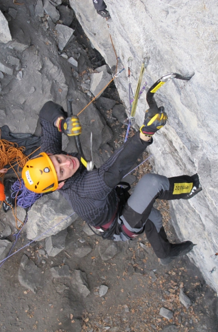 Сезон World Ice Climbing 3. Отчет Валентина Сипавина. (Ледолазание/drytoolling, ледолазание, валентин сипавин)