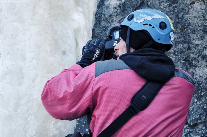 Ледовые вести с далёких окраин ;, Ледолазание/drytoolling, ищенко, саня, замутили, запилили, залили, февраль, суббота, вертикальный, край, приморский, 2011, екатериновка, приморье, находка, восток, лёд, ледолазание)