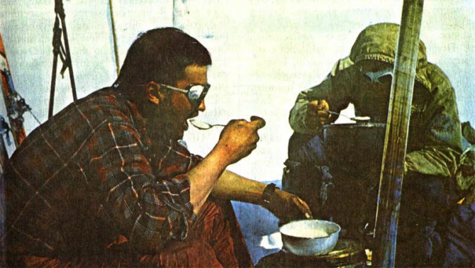 Ретро. Зимний Памир - лыжный и горный. К истокам идеи. (Альпинизм, маи, лыжный туризм, музкол, пик советских офицеров, сарезское озеро)