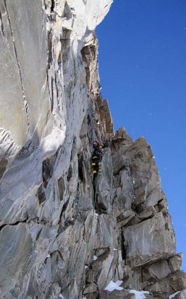 Красноярцы. Зимняя Ушба. Первые фото! (Альпинизм, зима, красноярск, хвостенко, балезин, ефремов, прокофьев, сикилинда)