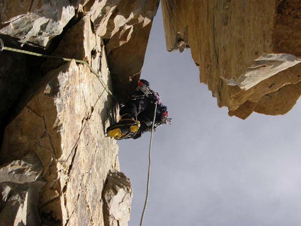 Красноярцы. Зимняя Ушба. Первые фото! (Альпинизм, зима, красноярск, хвостенко, балезин, ефремов, прокофьев, сикилинда)