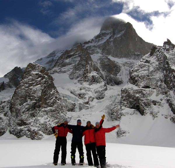 Красноярцы. Зимняя Ушба. Первые фото! (Альпинизм, зима, красноярск, хвостенко, балезин, ефремов, прокофьев, сикилинда)