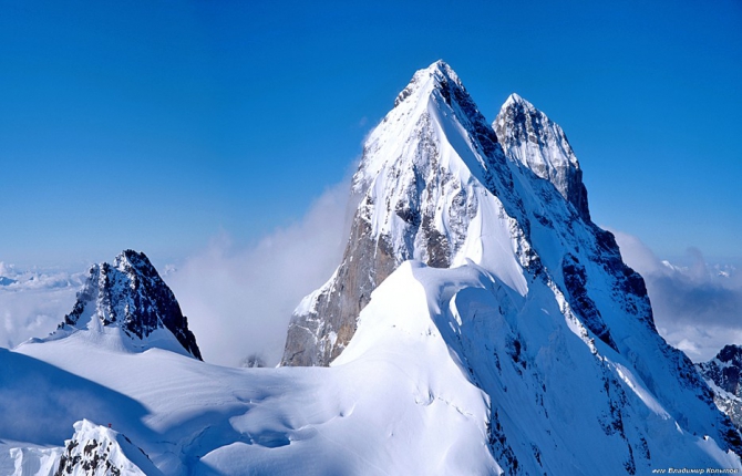 Памяти 6-ти Грузинских Альпинистов, погибших 28-го февраля 1984 года на Южной Ушбе (Альпинизм, ушба, кавказ)