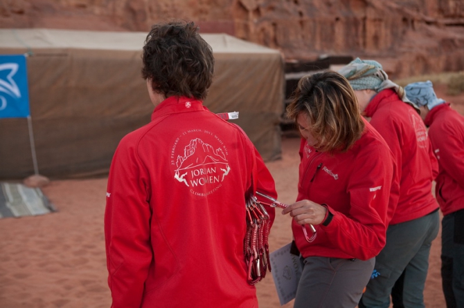 Jordan WoMen. Final (Альпинизм, red fox, vento, wadi rum)