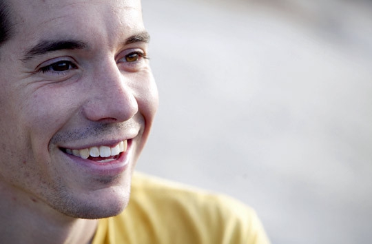 Гонки по вертикали, часть 1: Алекс Хоннольд (Speed Series Part I: Alex Honnold, Скалолазание)