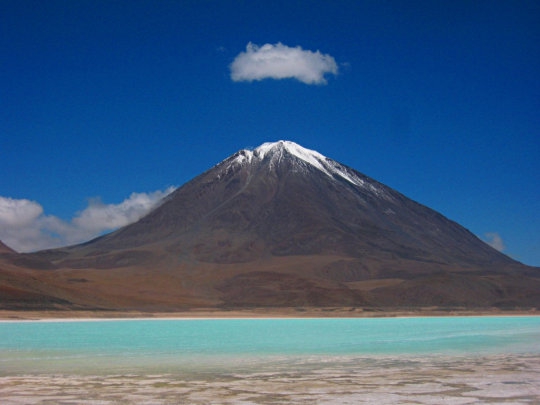 Салар де Уюни. Не забудьте посмотреть в зеркало. (Путешествия, туризм. боливия. салар де уюни, путешествия)
