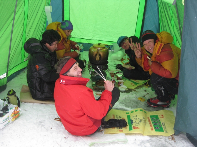 Похождения русских ледолазов в Корее (Ледолазание/drytoolling, корея, iceclimbing, сорак, товаг, товагсан, seoraksan, competition, гильдия ледолазов хабаровска, seoracsan)