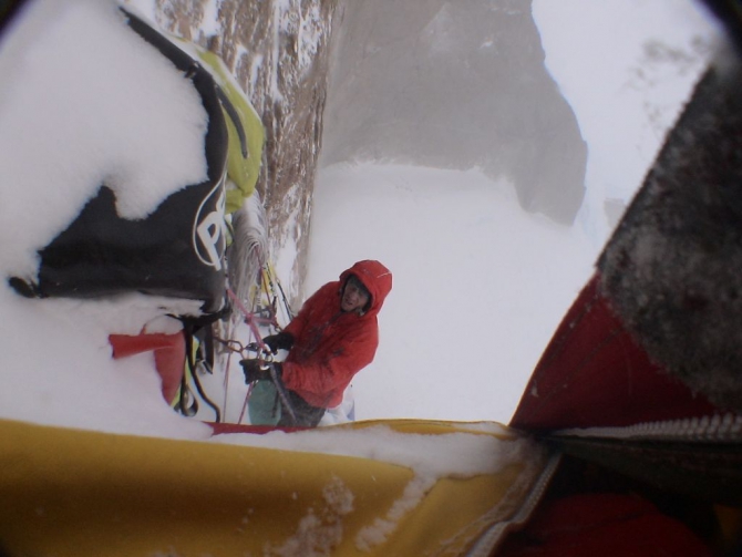 Альпинизм в Царстве Снежной Королевы (ито, норвежцы, земля королевы мод, анктарктика, ulvetanna, капсульный стиль, экспедиции)