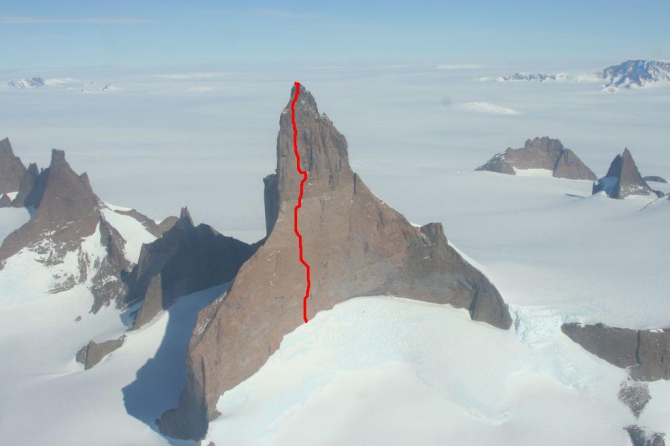 Альпинизм в Царстве Снежной Королевы (ито, норвежцы, земля королевы мод, анктарктика, ulvetanna, капсульный стиль, экспедиции)