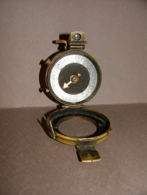 Компас Лоуренса Аравийского (раритеты, лоуренс аравийский, ледоруб, троцкий)