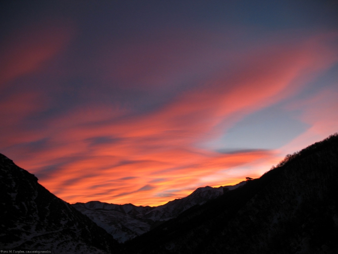 Кавказ - январь 2007. Фотоальбом (Горный туризм, горы, приэльбрусье, эльбрус, зима, снег, скалы)