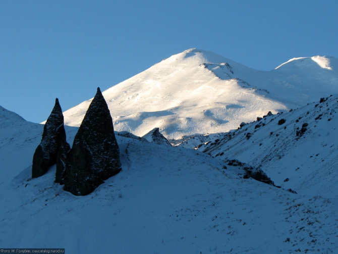 Кавказ - январь 2007. Фотоальбом (Горный туризм, горы, приэльбрусье, эльбрус, зима, снег, скалы)