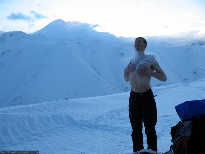 Кавказ - январь 2007. Фотоальбом (Горный туризм, горы, приэльбрусье, эльбрус, зима, снег, скалы)