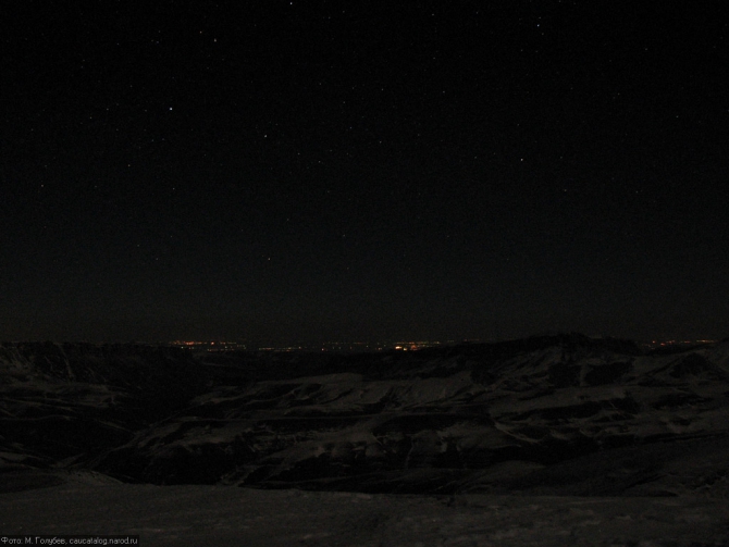 Кавказ - январь 2007. Фотоальбом (Горный туризм, горы, приэльбрусье, эльбрус, зима, снег, скалы)