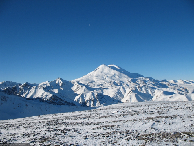 Кавказ - январь 2007. Фотоальбом (Горный туризм, горы, приэльбрусье, эльбрус, зима, снег, скалы)