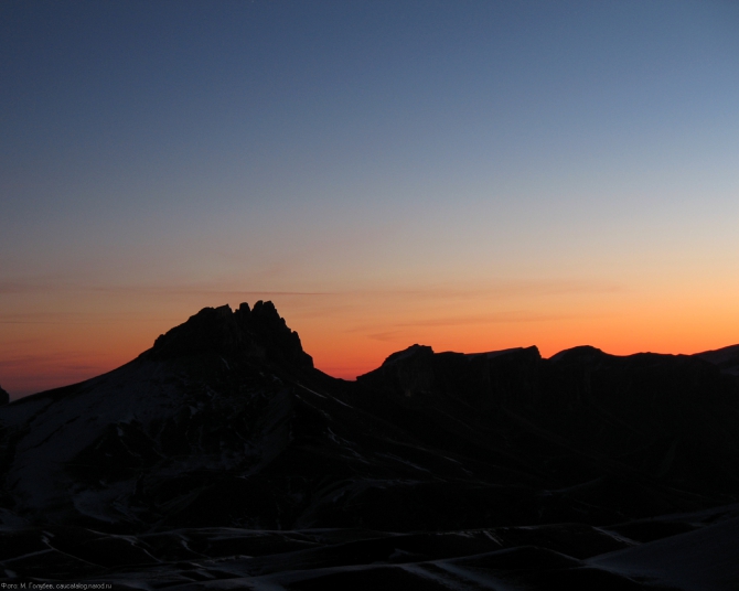 Кавказ - январь 2007. Фотоальбом (Горный туризм, горы, приэльбрусье, эльбрус, зима, снег, скалы)