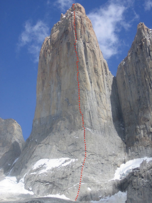 Golazo (VI 5.10 A4+, 1200m) на центральную башню Torres del Paine. Экспедиция Горного клуба. Часть первая. (Альпинизм, чили, горный клуб, патагония)