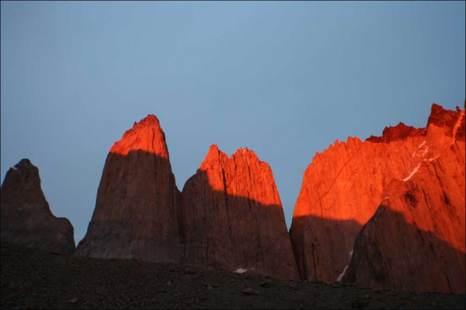 Golazo (VI 5.10 A4+, 1200m) на центральную башню Torres del Paine. Экспедиция Горного клуба. Часть первая. (Альпинизм, чили, горный клуб, патагония)