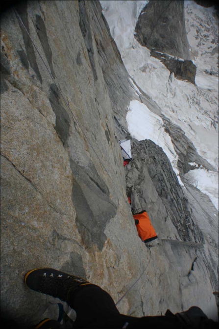 Golazo (VI 5.10 A4+, 1200m) на центральную башню Torres del Paine. Экспедиция Горного клуба. Часть первая. (Альпинизм, чили, горный клуб, патагония)