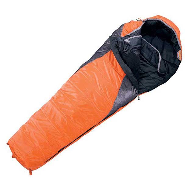 Torres del Paine в Чили. Холодный bigwall и субъективный выбор снаряги. (Альпинизм, снаряжение, патагония)