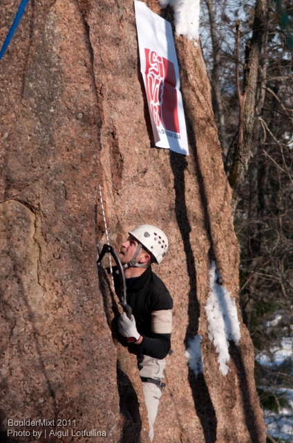 В ожидании итоговых результатов BoulderMixt 2011. Фотоальбом. (Ледолазание/drytoolling, соревнования, драйтулинг, lotfullina.ru)