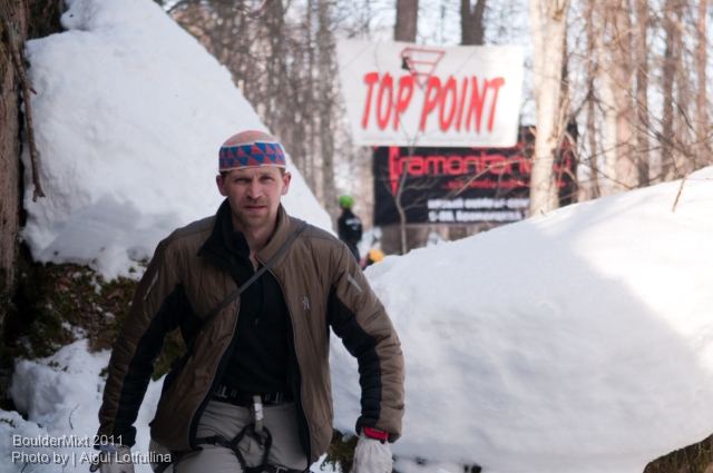 В ожидании итоговых результатов BoulderMixt 2011. Фотоальбом. (Ледолазание/drytoolling, соревнования, драйтулинг, lotfullina.ru)