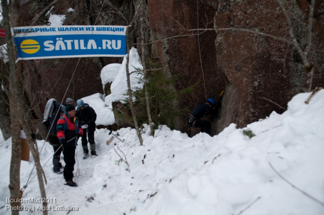 В ожидании итоговых результатов BoulderMixt 2011. Фотоальбом. (Ледолазание/drytoolling, соревнования, драйтулинг, lotfullina.ru)