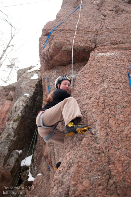В ожидании итоговых результатов BoulderMixt 2011. Фотоальбом. (Ледолазание/drytoolling, соревнования, драйтулинг, lotfullina.ru)